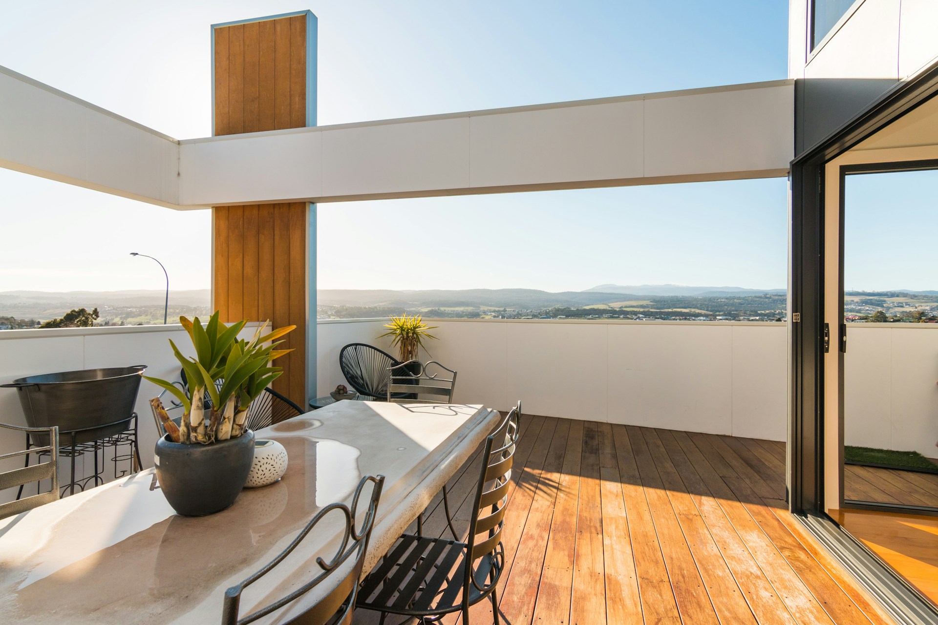 Protecting Your Investment: Professional Deck Sealing Services Explained