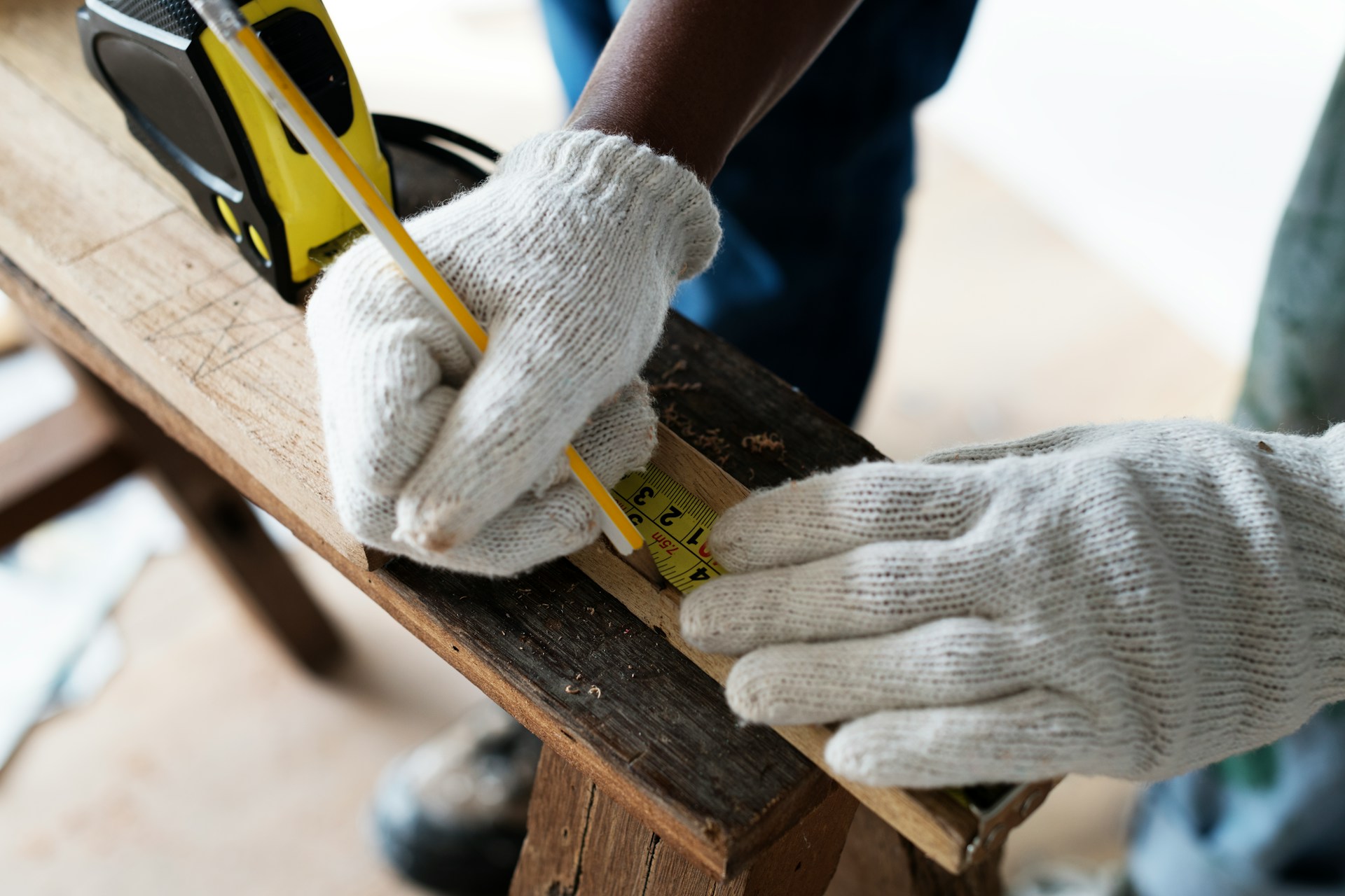 When to DIY vs. Call Deck Repair Contractors: Making the Right Choice