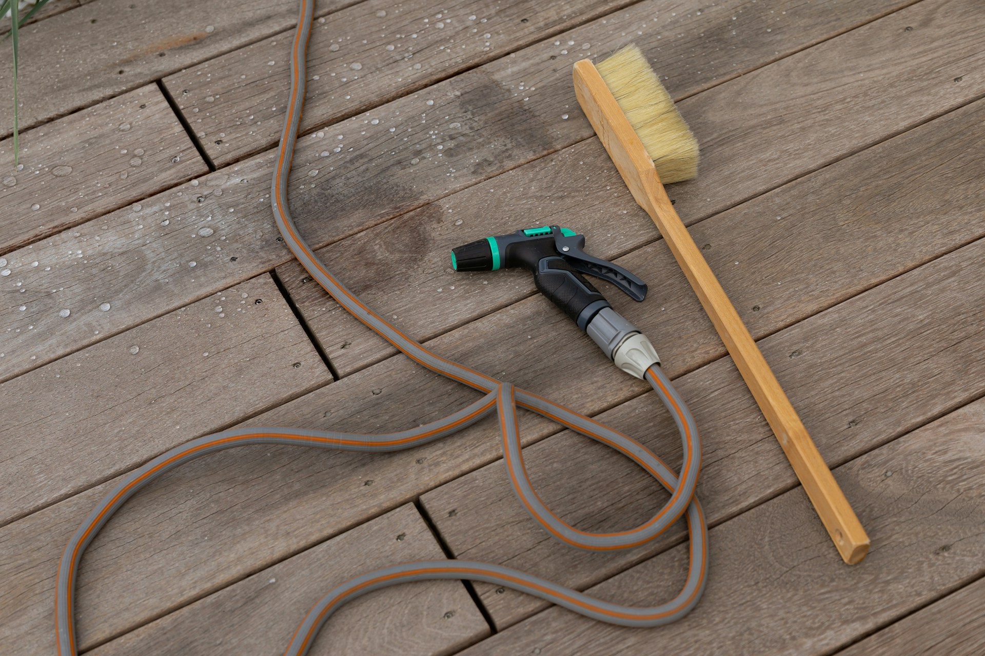 Why Fall Is the Perfect Time to Clean and Seal the Deck