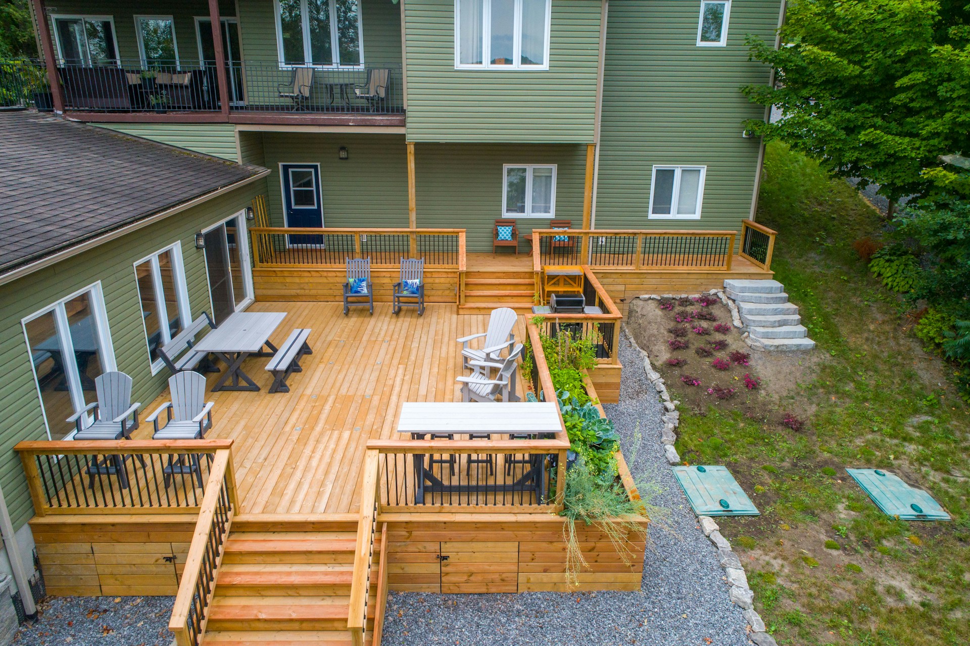 Why Deck Companies in Ann Harbor Need a Custom Winter Plan